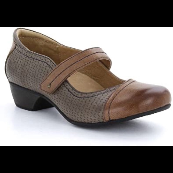 taos mary jane shoes